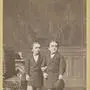 Jean Piccolo mit seinem Schauspielkollegen Kiss Józsi um 1870