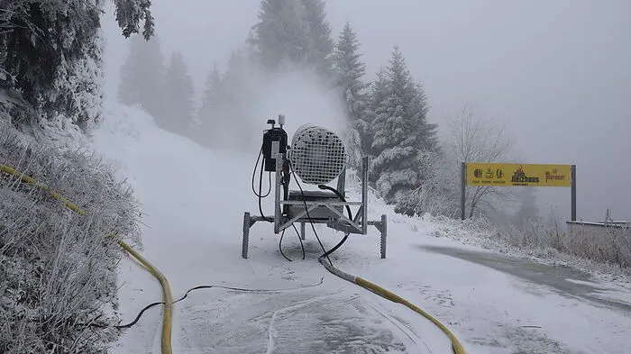 Auf der Koralm schneit es aus vollen Rohren
