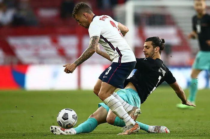 Aleksandar Dragovic: 4 Harry Kane wurde vom Wiener in dessen 90. Länderspiel bis zu seiner Auswechslung völlig kaltgestellt. Spielte seinen Part ganz trocken herunter. Am Gegentor war er schuldlos. 