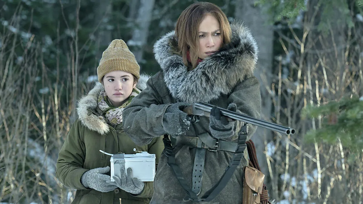 Lucy Paez und Jennifer Lopez als Tochter und Mutter in "The Mother"