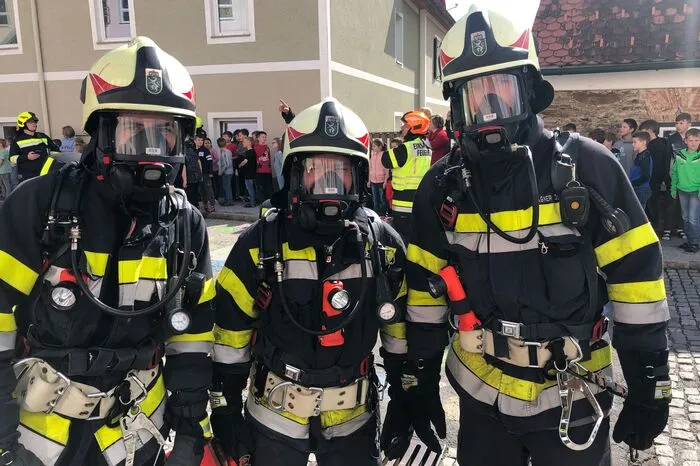 Die Feuerwehren Ligist, Krottendorf, Steinberg und Köflach übten für den Ernstfall.