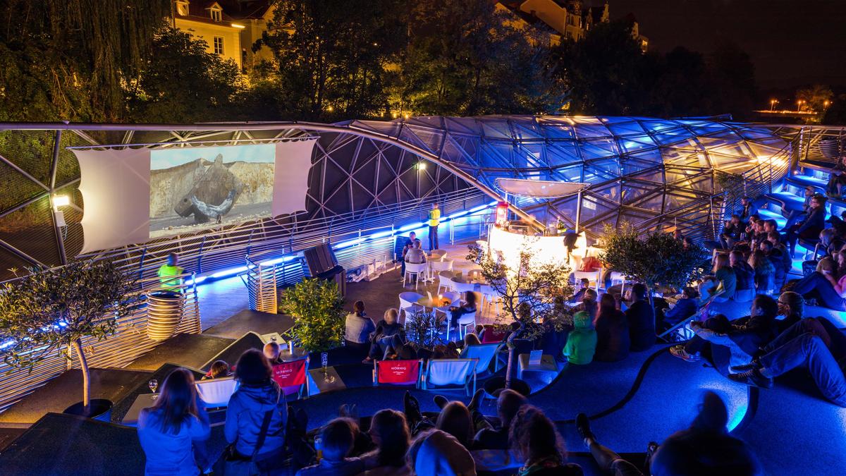 Summer Movies auf der Murinsel