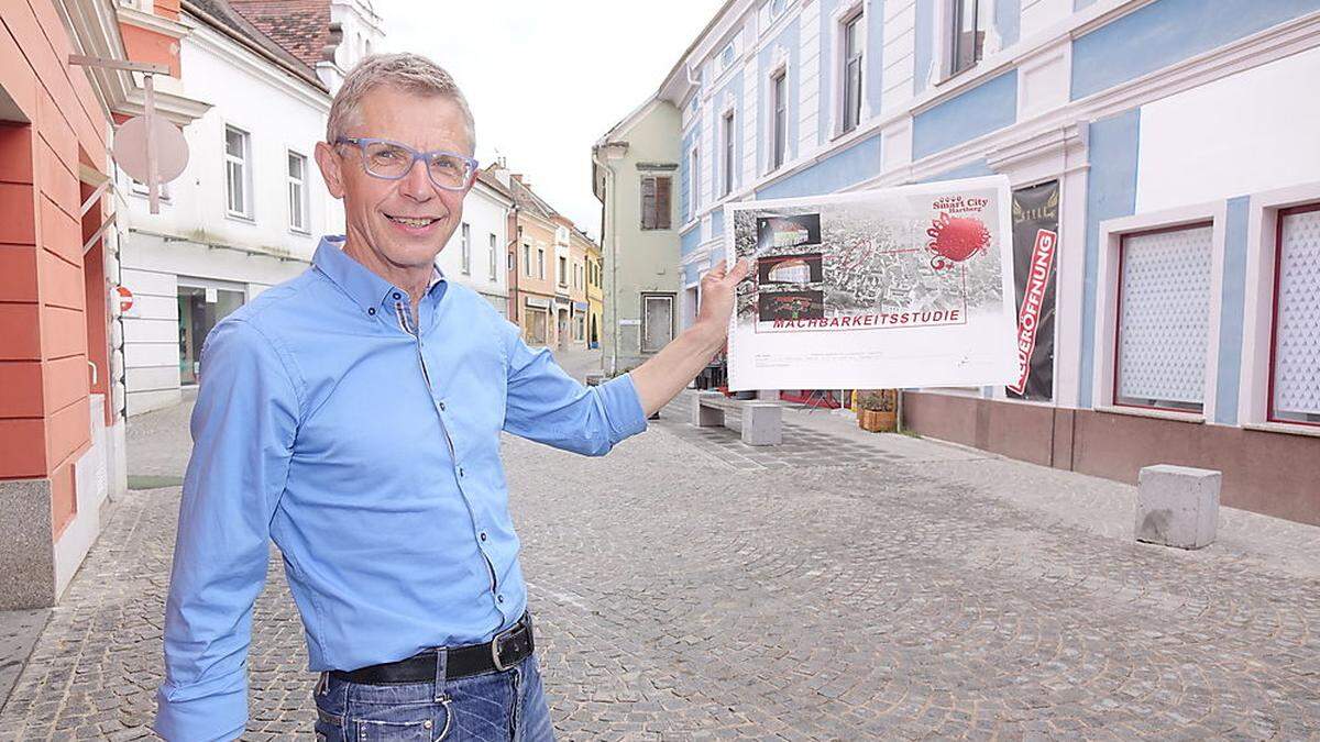 Immobilieninvestor Werner Brugner will die Häuser in der Hartberger Kirchengasse zu Mietwohnungen umbauen