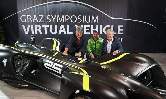Harald Kainz (Aufsichtsratsvorsitzender VIRTUAL VE-HICLE, Rektor der Technischen Universität Graz), Univ.-Prof. Dr. Daniel Watzenig (VIRTUAL VEHICLE / TU Graz), Dr. Jost Bernasch (Geschäftsführer, VIRTUAL VEHICLE)