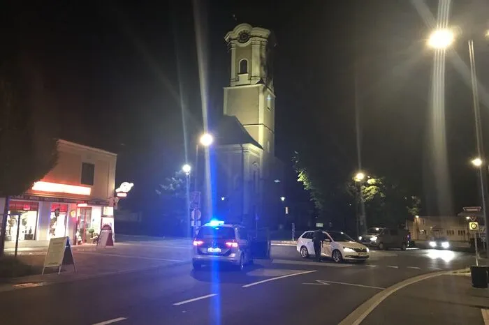 Die Polizei hatte das Haus, von dem aus der Schütze geschossen hatte, großräumig abgesperrt.