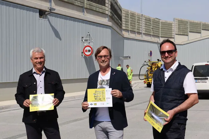 Michael Rappold (Projektleiter Land Steiermark), Bürgermeister Erwin Eggenreich und Gerd Holzer (technischer Direktor der Stadtgemeinde Weiz).