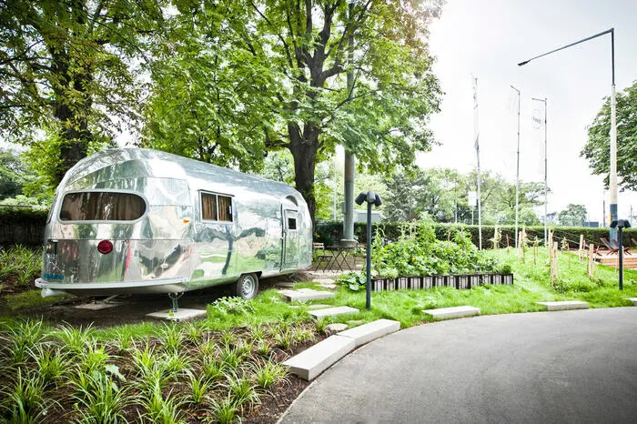Hotel Daniel Vienna (Wien).Der Trend nennt sich Urban Gardening, mit eigener Apfelbaumplantage und Bienenstock auf dem Dach.