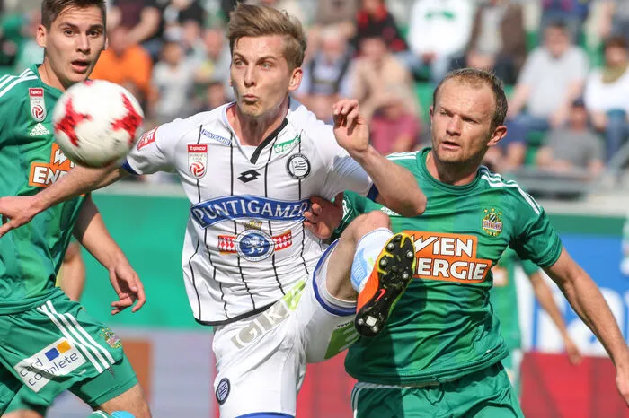 Aus einer Großchance von Schmerböck entstand ein Konter, den Rapid zum 1:0 nutzte.