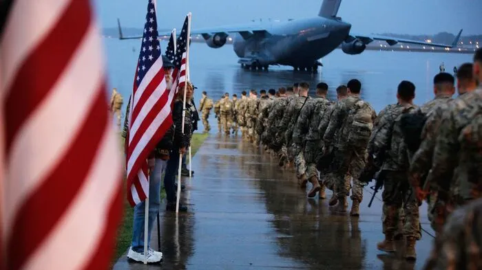 Bis zu 3.500 US-Soldaten sollen in Kuwait stationiert werden. Das Pentagon nannte zunächst keine genaue Zahl.
