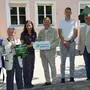 Denkmalenthüllung mit Bürgermeister Karl Lautner, Naturschutzbundpräsident Johannes Gepp und Vertretern aus Slowenien