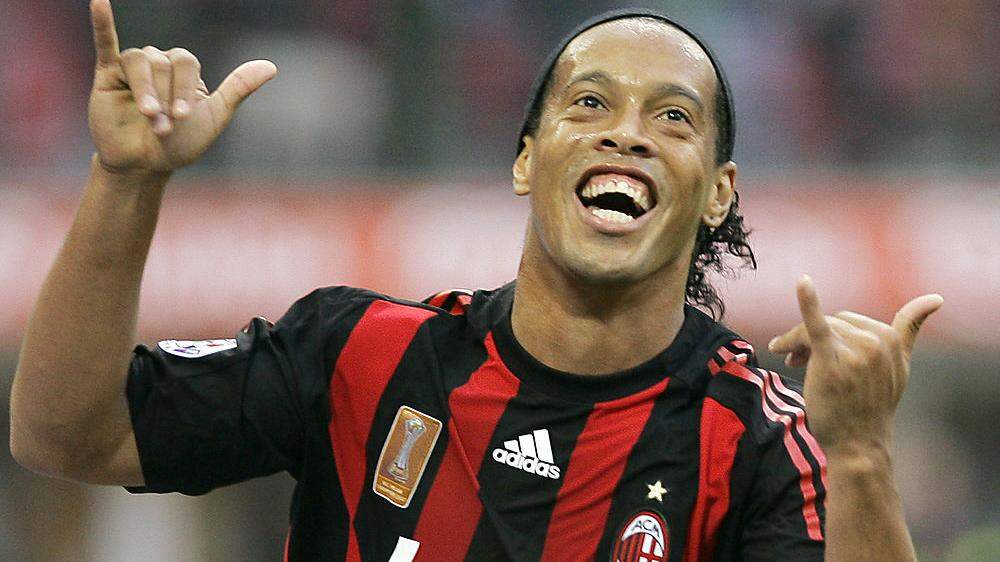 Ronaldinho mit seiner bekannten Jubelpose