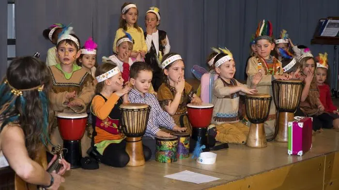 Etwas Besonderes ließ sich die Musikschule Knittelfeld einfallen: Die Kinder der musikalischen Früherziehung (4 bis 6 Jahre) und der musikalischen Grundschulung (6 bis 7 Jahre) hatten sich für ein Konzert verkleidet. 
