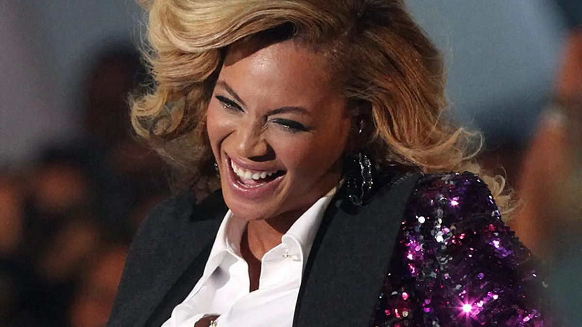 Beyonces Baby Blue Ivy kam "natürlich" zur Welt