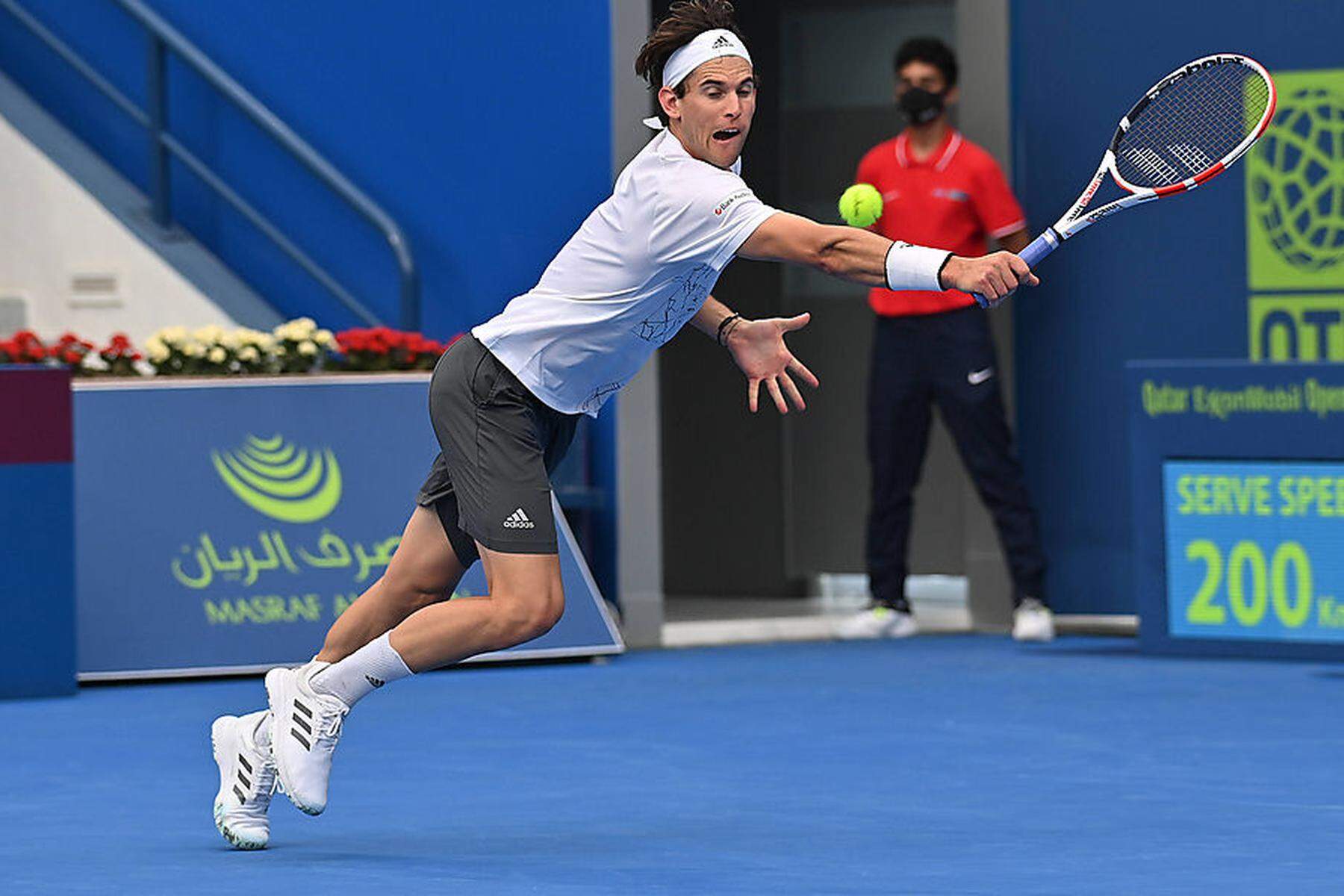 ATP-Turnier in Doha Thiem steht nach Sieg gegen Karazew im Viertelfinale