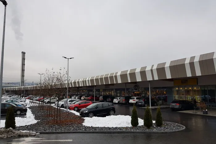 ... beim Fachmarktzentrum "Vorum" am ehemaligen ÖDK-Gelände...