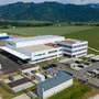 Am Bild zu sehen ist ein Firmengelände 