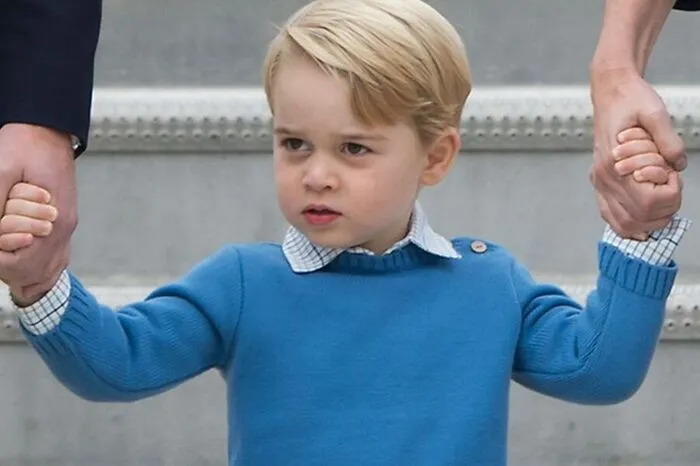 Der dreijährige George wurde sofort zum Liebling aller und ständig fotografiert