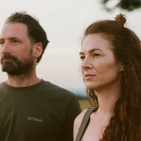 Gemeinsam haben Stephanie Tscheppe-Eselböck und Eduard Tscheppe vor fast 20 Jahren das Weingut übernommen und konsequent auf biodynamischen Weinbau gesetzt.