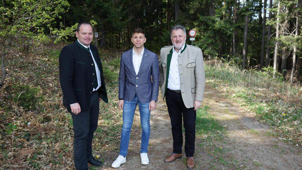 Die drei ÖVP-Bürgermeister Roman Neumann (Ligist), Lukas Vogl (Krottendorf-Gaisfeld) und Johann Hansbauer (St. Martin am Wöllmißberg) treten gemeinsam gegen geplanten Steinbruch auf