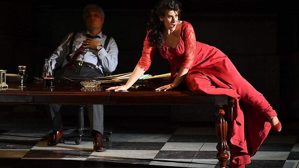 Ludovic Tézier als Scarpia und Anja Harteros als Tosca