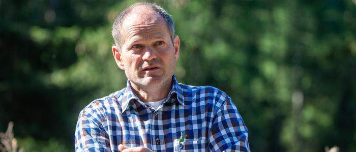 Peter Suntinger, Bürgermeister von Großkirchheim, wurde vom „Verein gegen Tierfabriken“ angezeigt