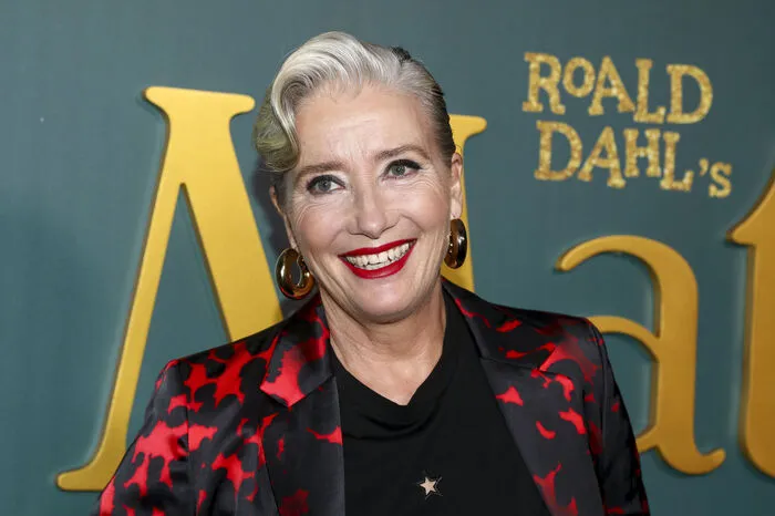 Als Karen befindet Emma Thompson sich in "Love Actually" in einer Krise mit Ehemann Harry. Im realen Leben scheint es Thompson hingegen bestens zu gehen - sowohl privat als auch beruflich. Sie hat in zahlreichen Erfolgsproduktionen (u.a Harry Potter) mitgespielt und ist mehrfache Oscar- und Golden Globe-Preisträgerin. Die 63-Jährige ist verheiratet und hat zwei Kinder.