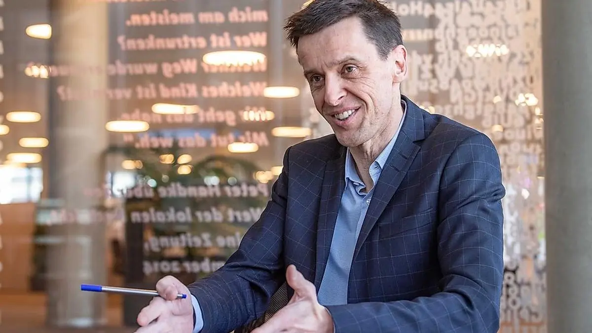 Werner Weber, Vorstand von Leder & Schuh