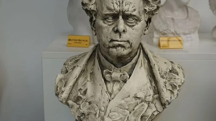 Diese von Gustinus Ambrosi geschaffene Büste schenkte Musikwissenschaftler Frits Zwart dem Ambrosi-Museum in Stallhofen. Sie ist ein Abbild des Dirigenten und Musikers Willem Mengelberg.