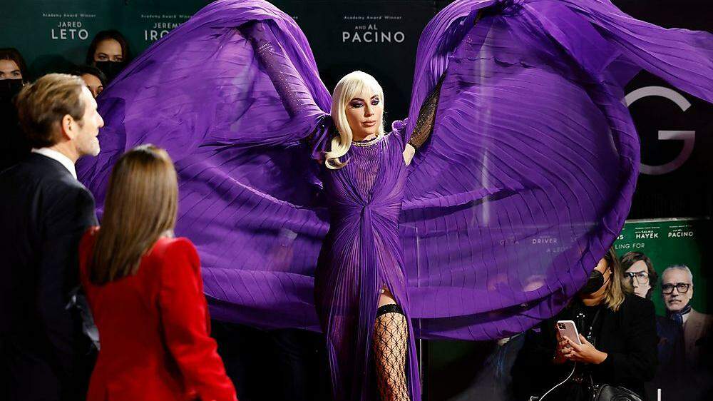 Das nennt man wohl einen großen Auftritt: Lady Gaga in London