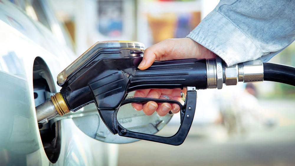 Die Treibstoffpreise legten im Jahresabstand deutlich zu