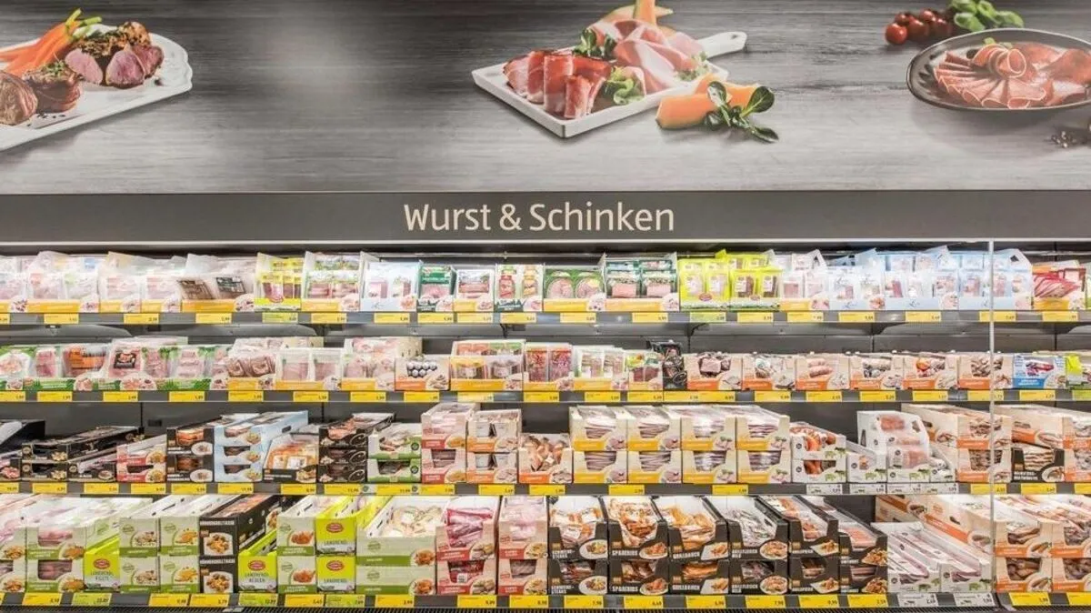 Hofer will beim Fleischverkauf künftig höhere Standards ansetzen