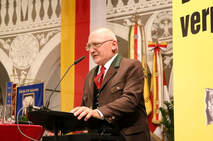Den Festvortrag „Arthur Lemisch – Landeshauptmann im Kärntner Freiheitskampf“ hielt der ehemalige Direktor des Kärntner Landesarchivs, Wilhelm Wadl.