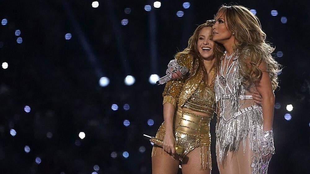 Shakira mit Jennifer Lopez beim letzten Super Bowl-Finale
