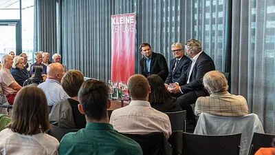 Wolfgang Eder im Salon der Kleinen Zeitung