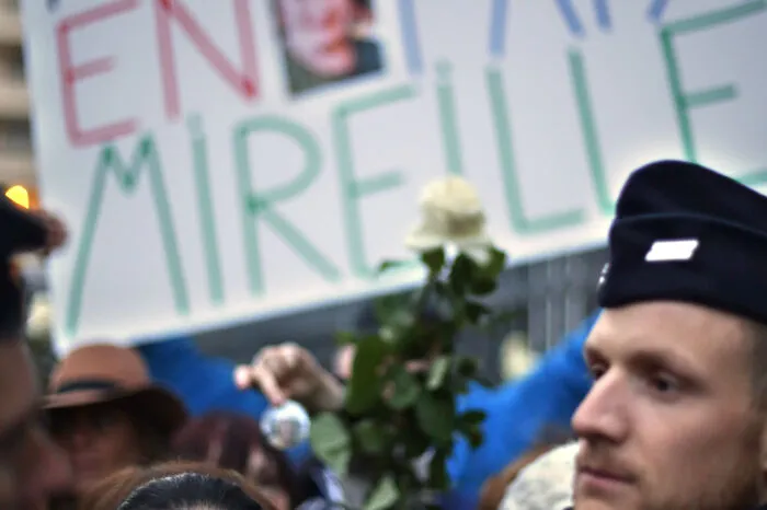 Der sogenannte "Weiße Marsch" wurde von Vertretern der Zivilgesellschaft und von französischen Spitzenpolitiker angeführt.