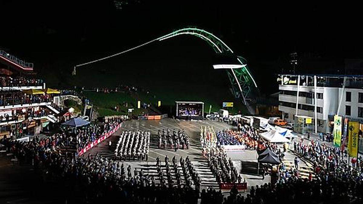 Tausende Besucher lockt das Festival in die WM-Stadt