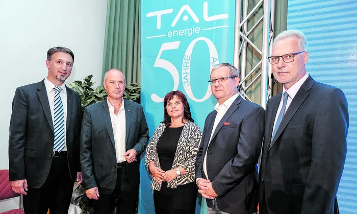 Bürgermeister als wichtige Partner (von links nach rechts): Markus Einhauer (Tristach), Sandy Klun (San Dorligo), Erika Rogl (Kals am Großglockner), Wolfgang Viertler (Mittersill) und Karl Poppeller (Ainet) 