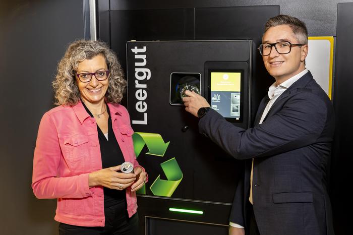 Monika Fiala und Simon Parth von Recycling Pfand Österreich