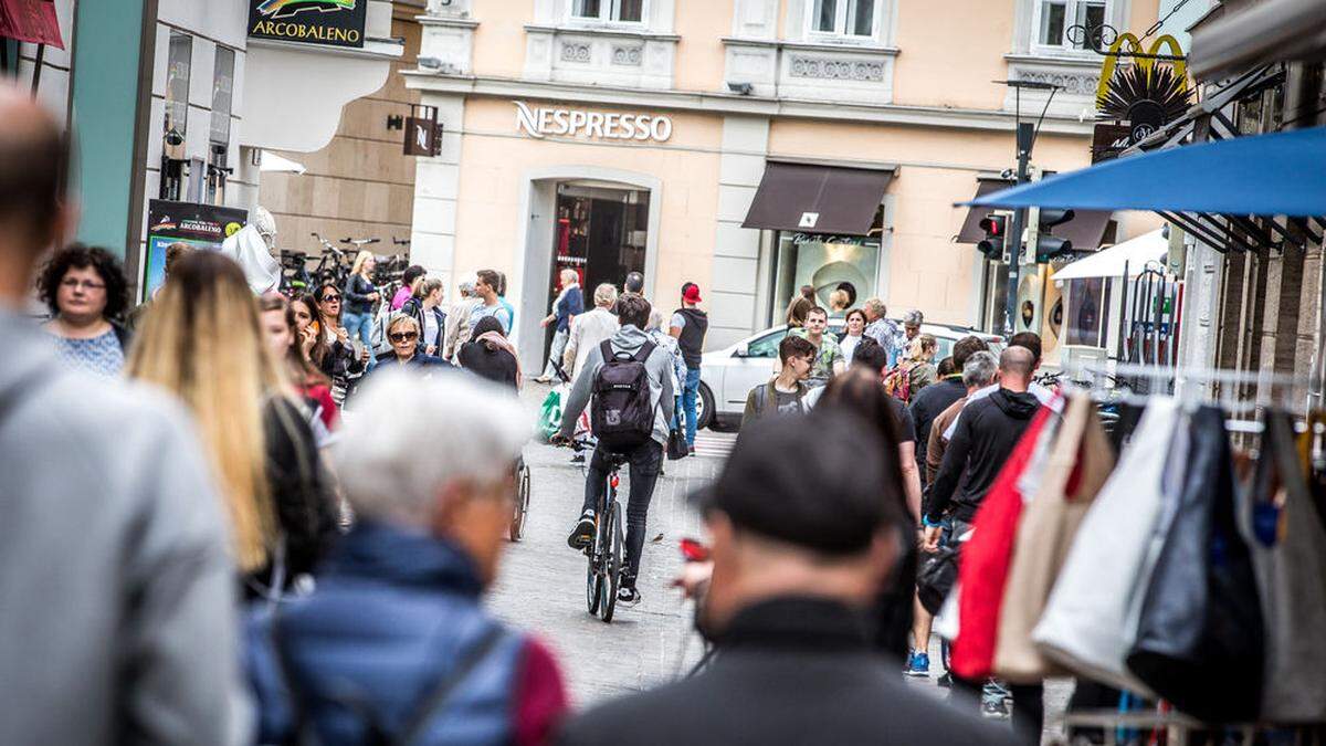 Aufgepasst! In der Klagenfurter Innenstadt schlagen Trickbetrüger besonders oft zu