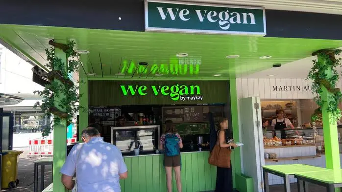 Asiatisches, ganz in Grün: „We vegan“ hat Anfang August am Jakominiplatz aufgesperrt