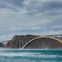 Sturm an Adriaküste: Krk-Brücke gesperrt