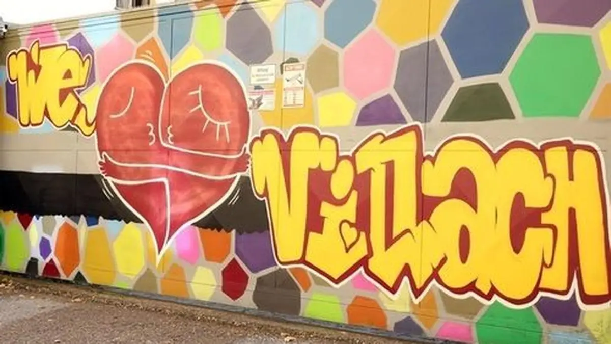 Positiv-Beispiel: Die Juno in der Marksgasse hat als Projekt ein wunderbares Street-Art-Kunstwerk geschaffen