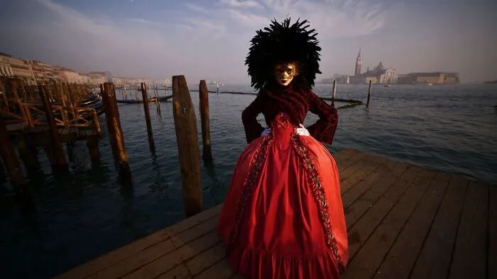 Venedig bereitet sich auf einen Massenansturm von Touristen am bevorstehenden Karneval-Wochenende vor und will den Zugang zu den beliebtesten Plätzen des Stadtkerns regeln.