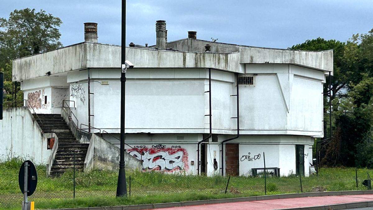 Hier stehen die Discokugeln schon lange still