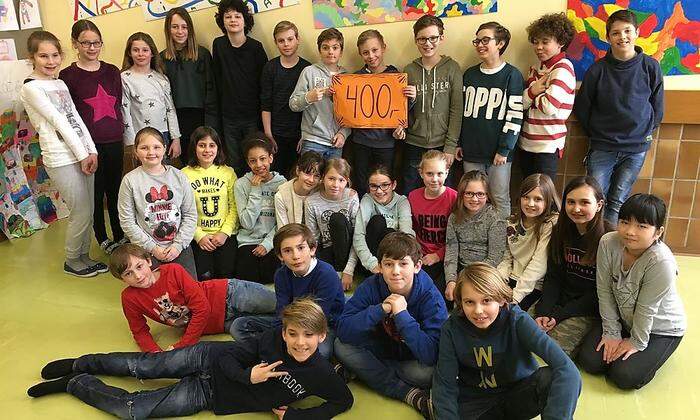 1G-Klasse des Villacher Peraugymnasiums spendete 400 Euro