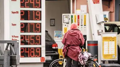 Preise von über zwei Euro lassen Menschen zum Tanken nach Slowenien pendeln