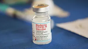 Moderna hat wie auch Pfizer/Biontech einen mRNA-Impfstoff gegen Covid-19 während der Pandemie auf den Markt gebracht