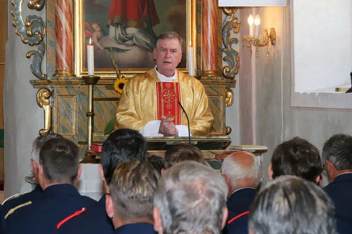 Der Stiftspfarrer und Dechant Erich Eichholzer zelebrierte die Hl. Messe.