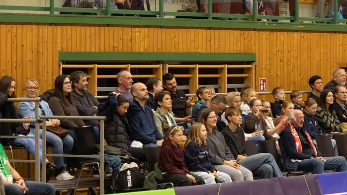 Obwohl die Hartberger Haie mit großem Kampfgeist und Einsatz aufspielten, mussten sie sich am Ende mit 0:3 geschlagen geben.