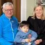 Alfred Gert mit Ehefrau Barbara und Enkelsohn Luca